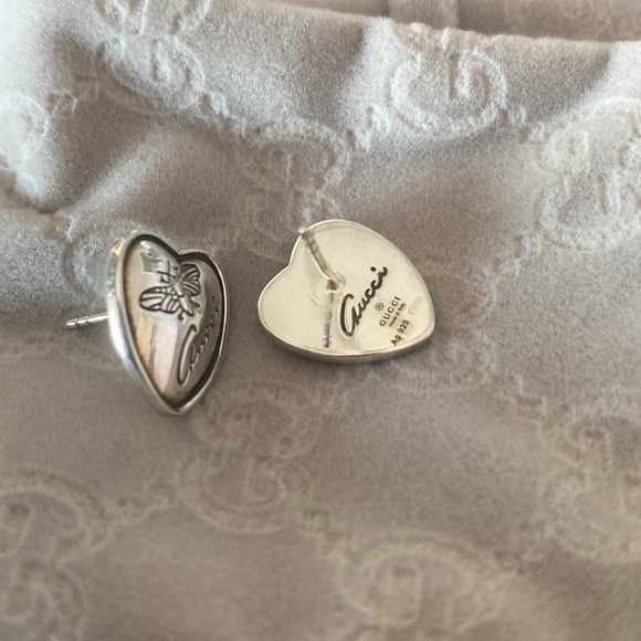 Women’s Gucci Butterfly Heart Stud Sterling Silver Earrings. Original Box. - Picture 1 of 12